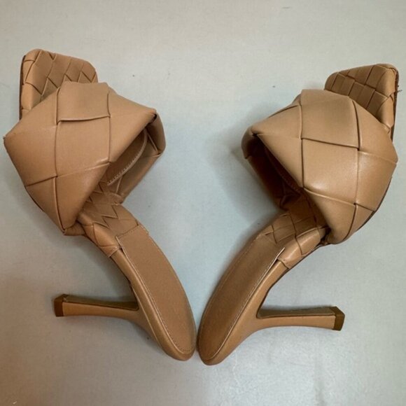 Bottega-Inspired Padded Mules | Light Beige | Size 6 | Chic Minimalist Heel - Picture 15 of 16